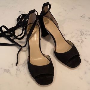 ANN TAYLOR Suede Block Heels Wrap Sandal